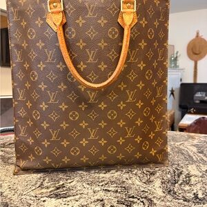 Louis Vuitton Sac Plat Monogram Handbag